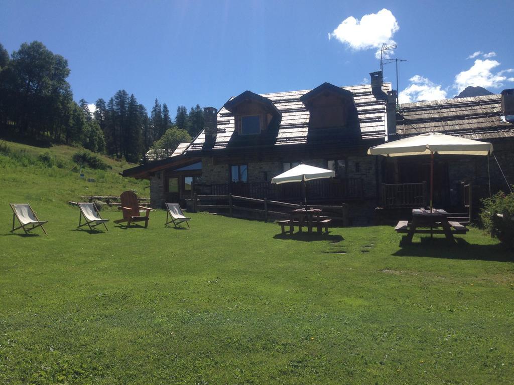 Agriturismo Il Fiocco Cesana Torinese Kültér fotó